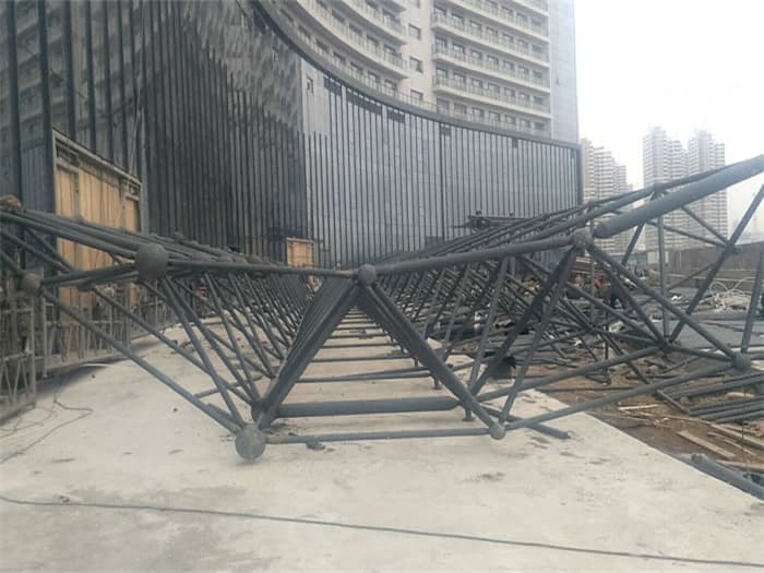 九龙坡加油站网架加工